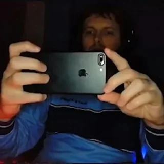 📸