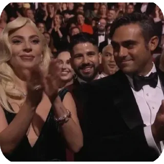 👏