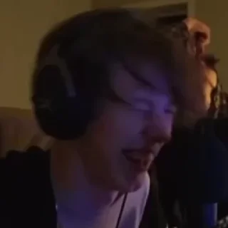 😂