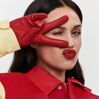 горькая Prada channel avatar