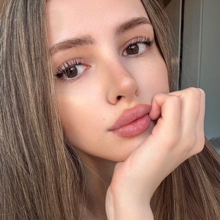 Аватар канала целую, аня