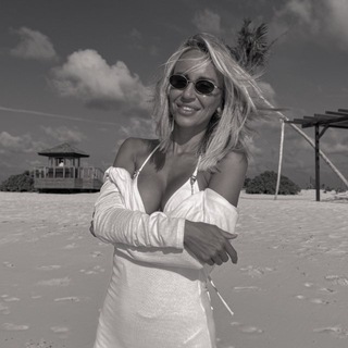 Lidyless channel avatar
