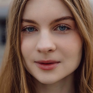 маня бло channel avatar