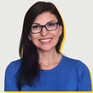 Português com Marcia Macedo channel avatar