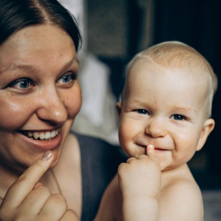 Аватар канала Mom_and_Miron
