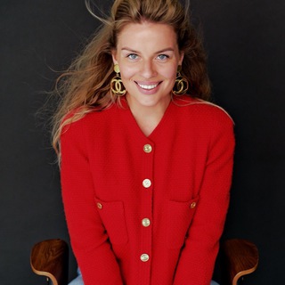 Veronika14 channel avatar