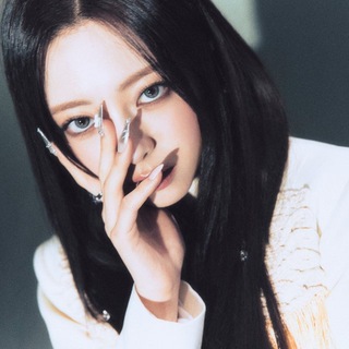 SHIN YUNA | ITZY channel avatar